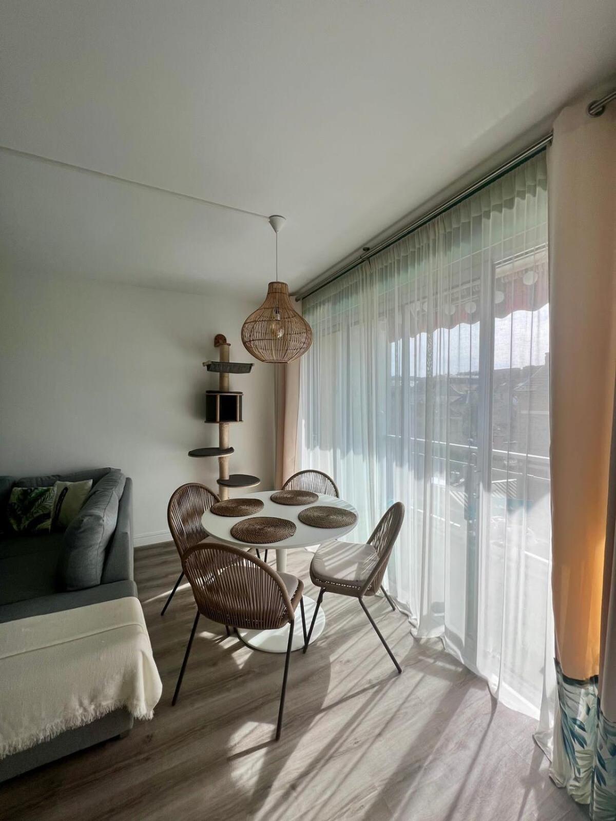 Casa Bert - T2 Avec Parking&Balcon En Centre Ville 브리브라가야르드 외부 사진
